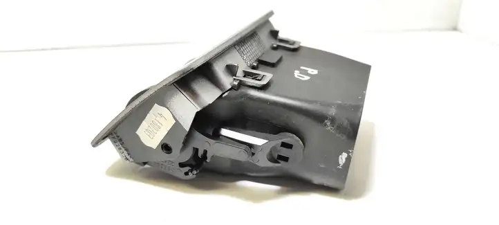 Peugeot 307 CC (2001 - 2005) 9634498977 Боковой воздушный дефлектор — фото 4