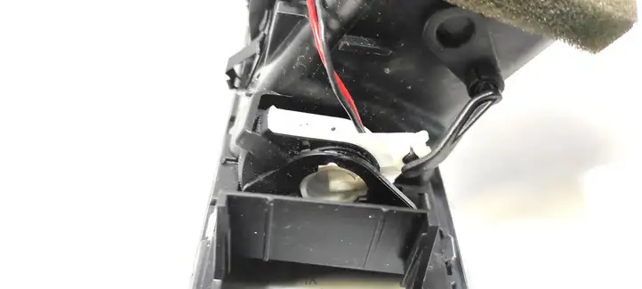 Audi A6 S6 C6 4F (2008 - 2011) 4F2820902D Боковой воздушный дефлектор — фото 6