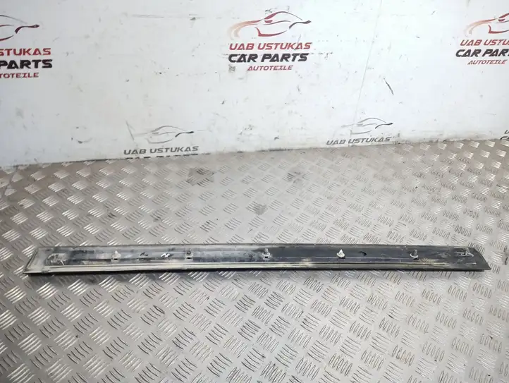 Opel Zafira A (1999 - 2003) 090597587 Молдинг передней двери — фото 3