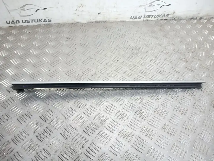 Audi A4 S4 B8 8K (2007 - 2011) 8H0839477 Молдинг заднего крыла — фото 2