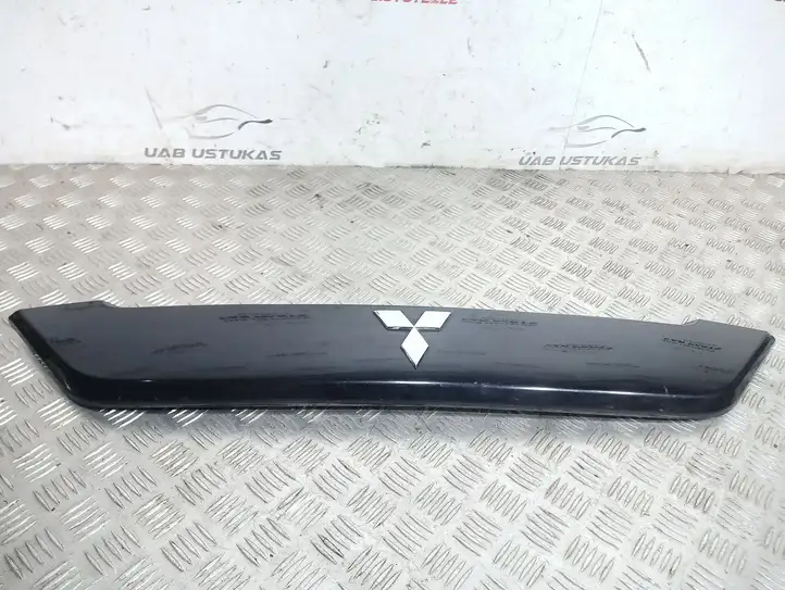 Mitsubishi Outlander (2007 - 2012) 5817A022 Прочая отделка багажника — фото 2