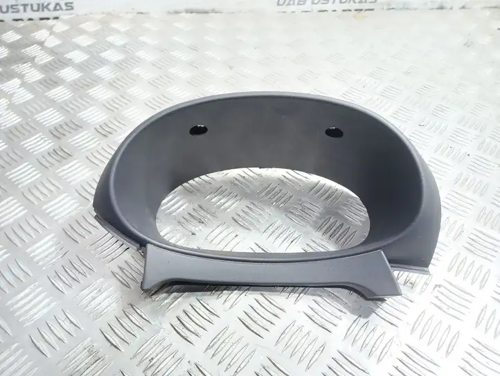 Nissan  (2000 - 2006)  68240 Отделка приборного щитка