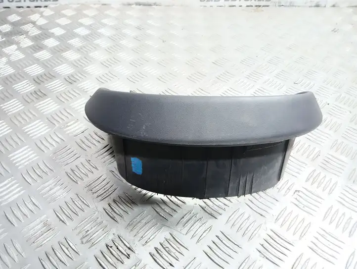 Nissan  (2000 - 2006)  68240 Отделка приборного щитка