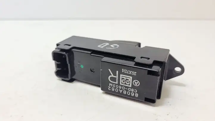 Mitsubishi Outlander (2007 - 2012) 8608A062 Кнопка стеклоподъемников — фото 4