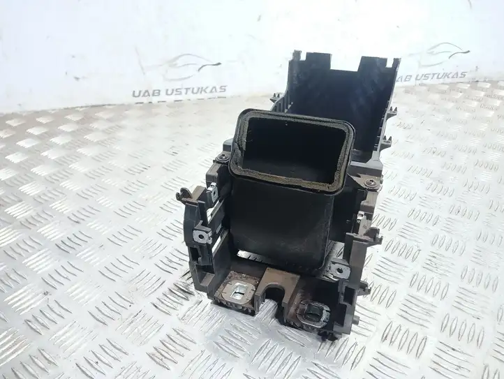 Volkswagen PASSAT B7 (2011 - 2014)  3C0864089 Другая центральная деталь консоли (туннеля)