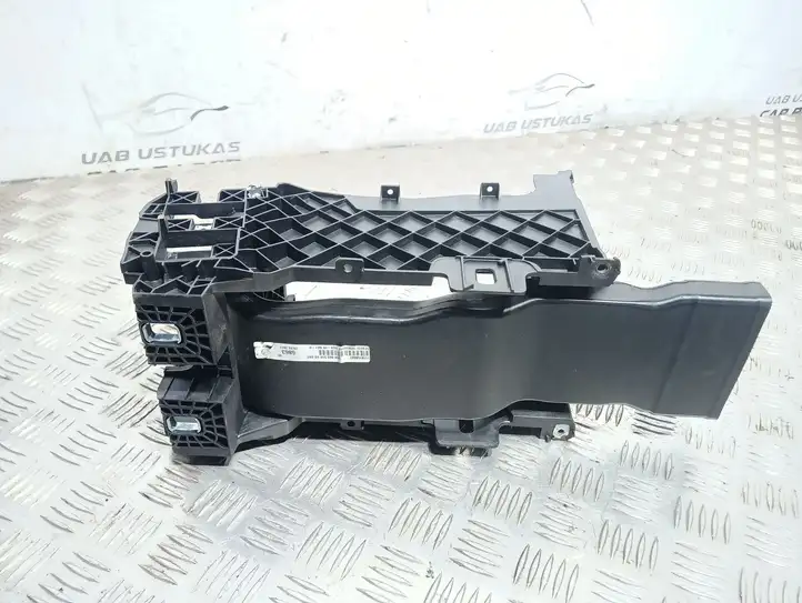 Volkswagen PASSAT B7 (2011 - 2014)  3C0864089 Другая центральная деталь консоли (туннеля)