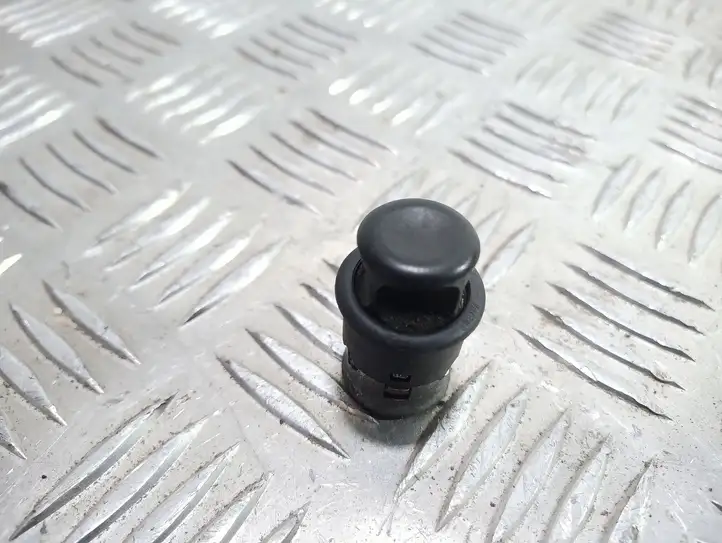 Mercedes-Benz A W168 (1997 - 2004) Прикуриватель — фото 1