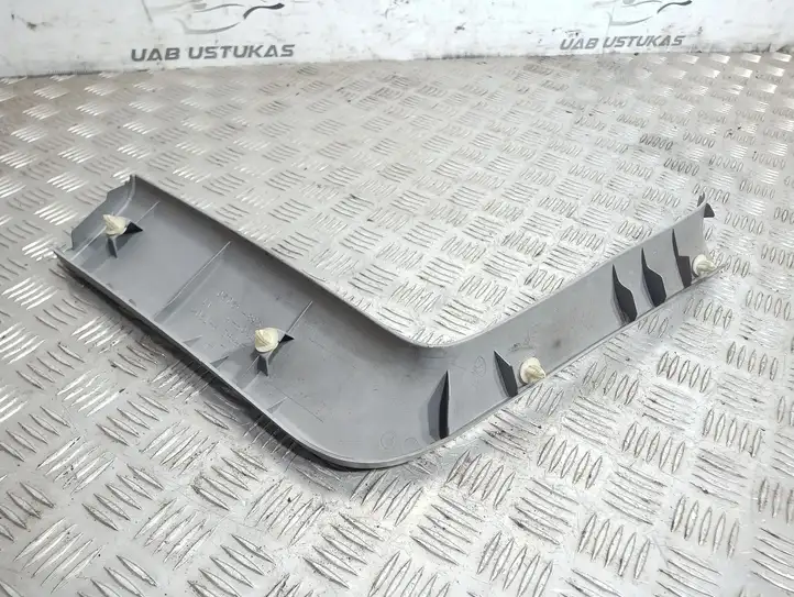 Toyota RAV 4 (XA20) (2000 - 2005) 6793842020 Прочая отделка багажника — фото 2