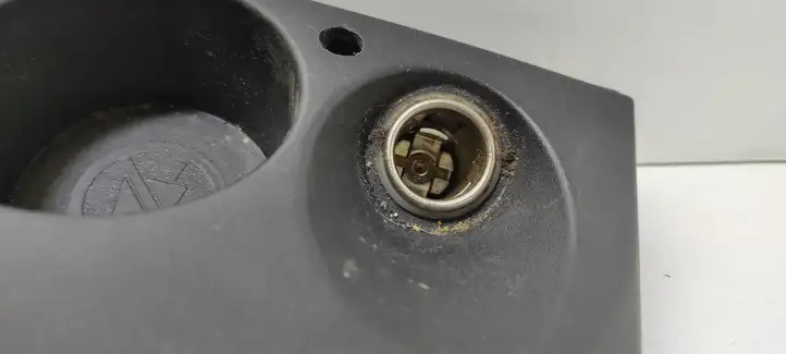 Mitsubishi Outlander (2007 - 2012)  8011A077 Держатель чашки