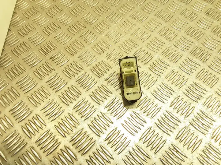 Toyota Corolla Verso E121 (2001 - 2004) 8403013031 Блок кнопок стеклоподъемников — фото 4