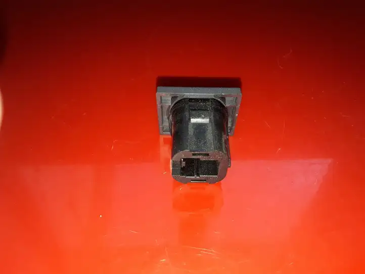 Ford Focus (2005 - 2008) 8V4T18C621AB Кнопка обогрева стекла — фото 2