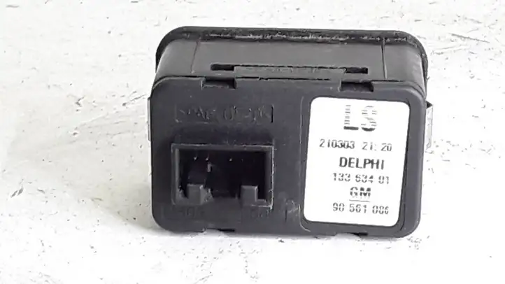 Opel Zafira A (1999 - 2003) 13363401 Блок кнопок стеклоподъемников — фото 3