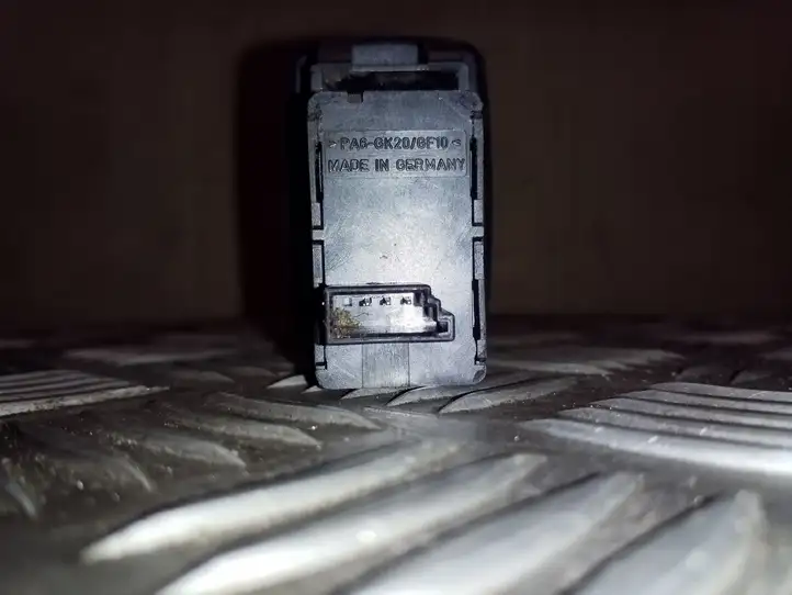 BMW X5 E70 (2006 - 2013) 6945874 Кнопка стеклоподъемников — фото 2