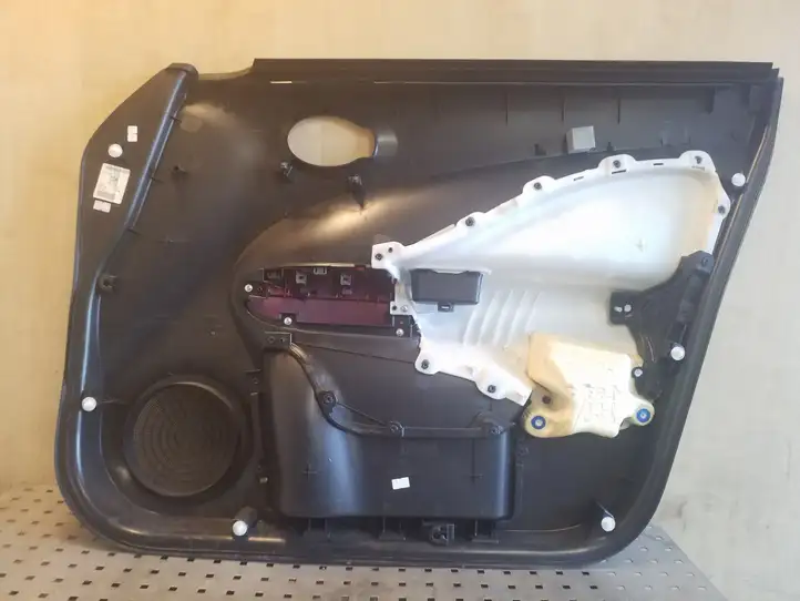 Nissan Juke I F15 (2010 - 2018) 809011KA0A Обшивка передней двери — фото 2