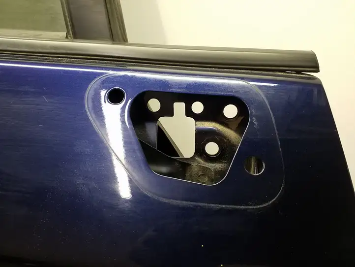 Toyota Prius (XW30) (2009 - 2015) Дверь — фото 8