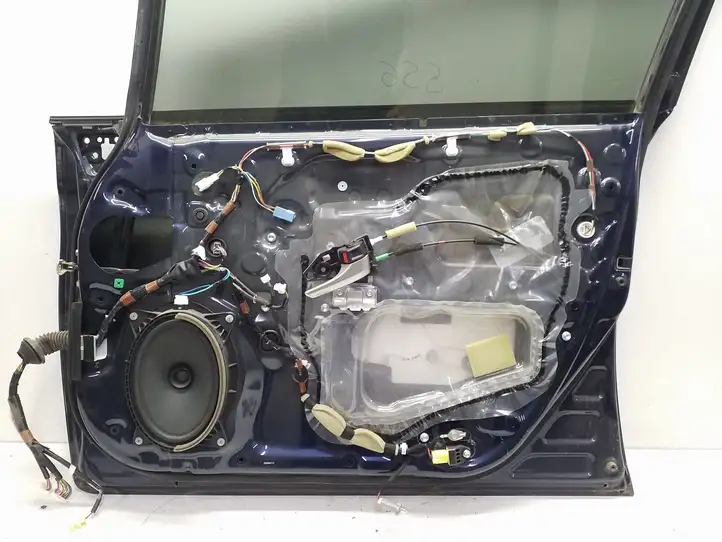 Toyota Prius (XW30) (2009 - 2015) Дверь — фото 10
