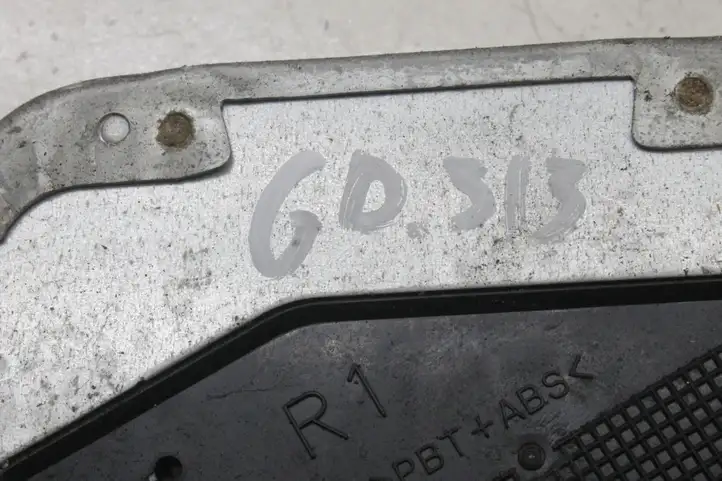Toyota Prius+ (ZVW40) (2011 - 2018) Замок передней двери — фото 8