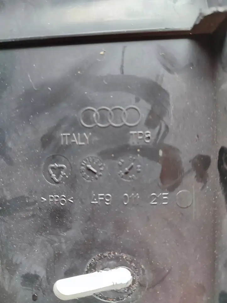 Audi A6 S6 C6 4F (2008 - 2011) 4F0011215 Нижняя отделка — фото 3