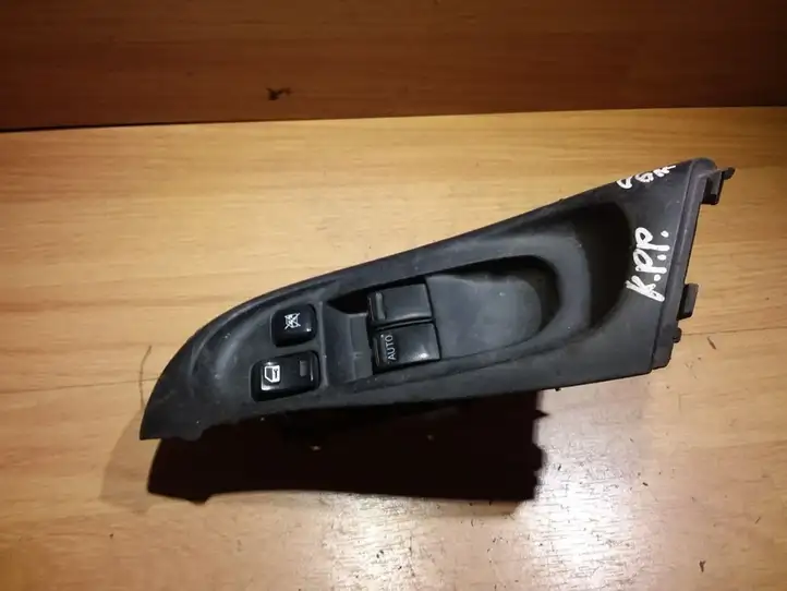 Nissan Almera N16 (2000 - 2010) 80961BM590 Блок кнопок стеклоподъемников — фото 1