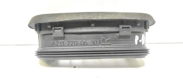 Mercedes-Benz E W211 (2002 - 2009) A2117200630 Боковой воздушный дефлектор — фото 2