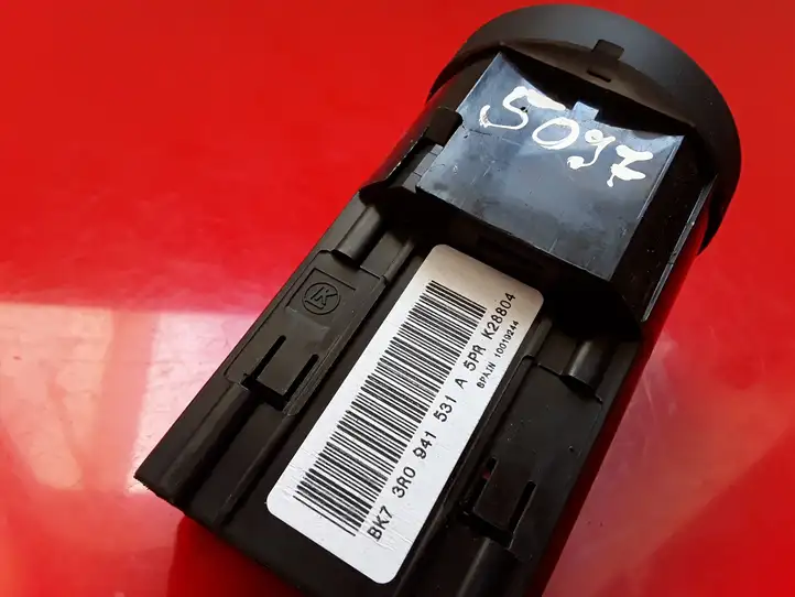Seat Exeo (3R) (2008 - 2013) 3R0941531A Включатель фонарей — фото 3