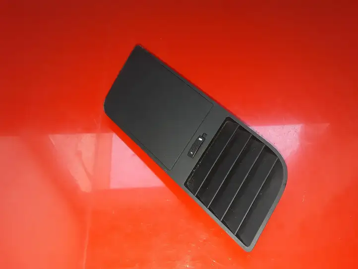 Seat Exeo (3R) (2008 - 2013) 3R0819793 Воздушная решетка панели — фото 1