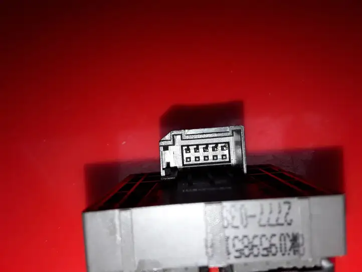 Audi A5 8T 8F (2007 - 2011) 8K0959851A Кнопка стеклоподъемников — фото 4