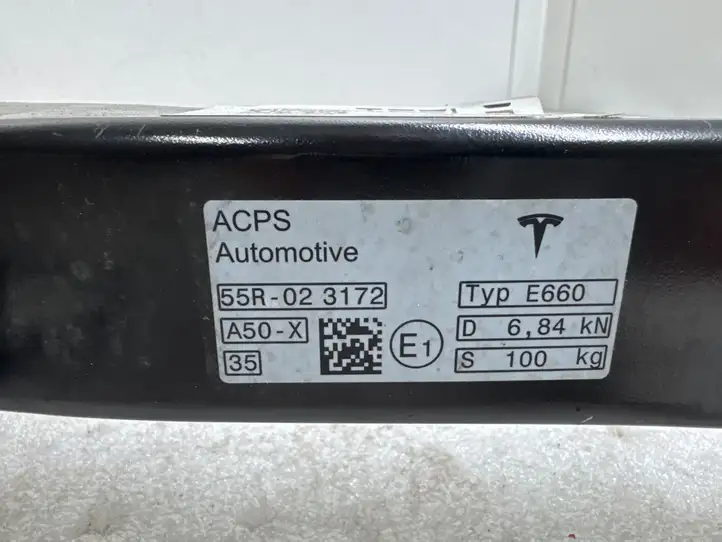 Tesla Model 3 (2024 - ) 167011100C Дополнительные крепления фаркопа — фото 10