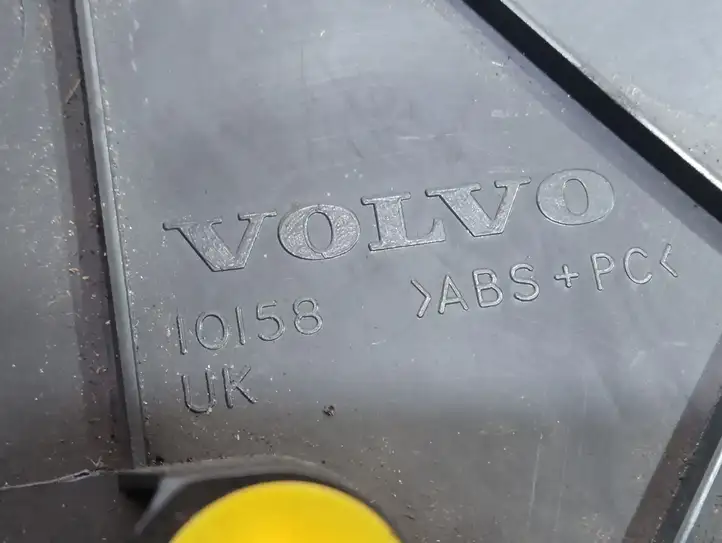 Volvo XC90 (2002 - 2006) 10158 Прочая отделка багажника — фото 4