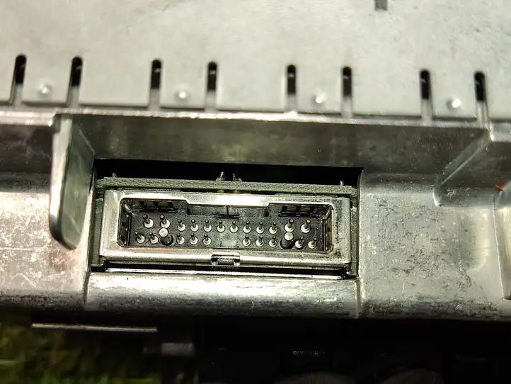 Audi Q7 (2005 - 2009)  4F0919603B Экран/ дисплей / маленький экран