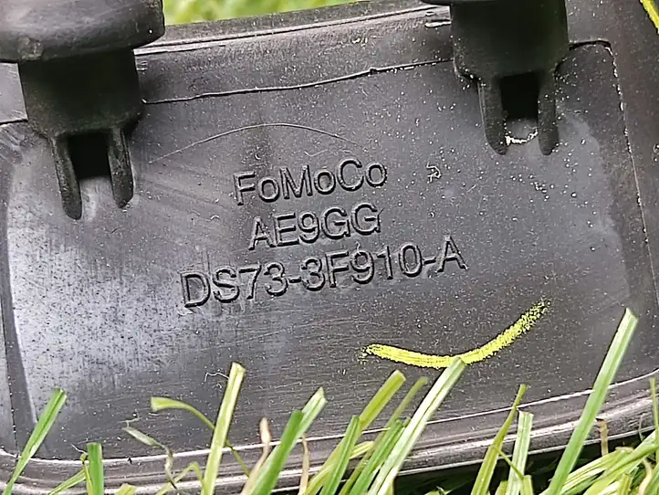 Ford Fusion II (2013 - ) DS733F910A Обшивка рулевой колонки — фото 2