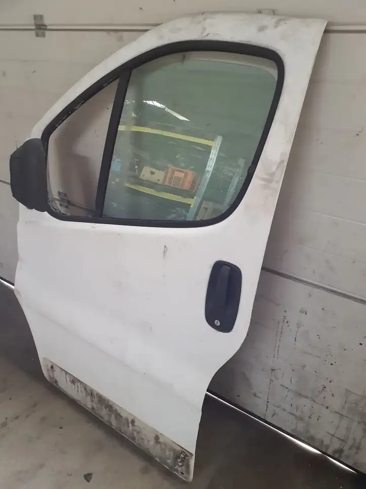 Renault Trafic II (X83) (2002 - 2014) Дверь — фото 3