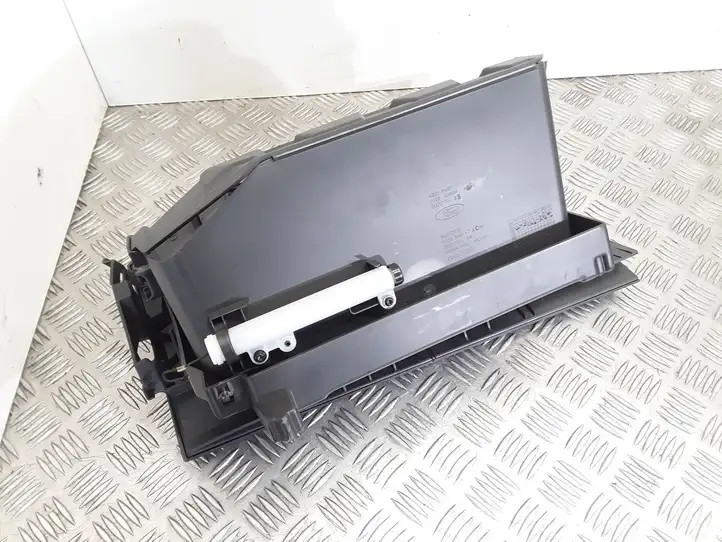 Ford Focus (2015 - 2019) F1EBA06040ACW Вещевой ящик — фото 4