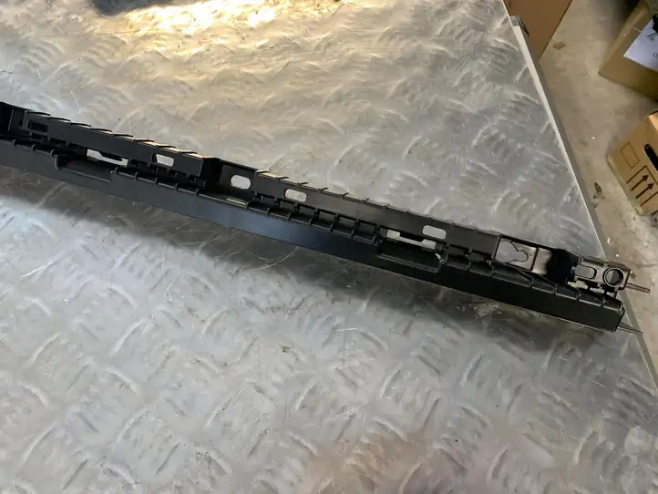 Volvo XC90 (2014 - 2019)  31395855 Укрепление порога