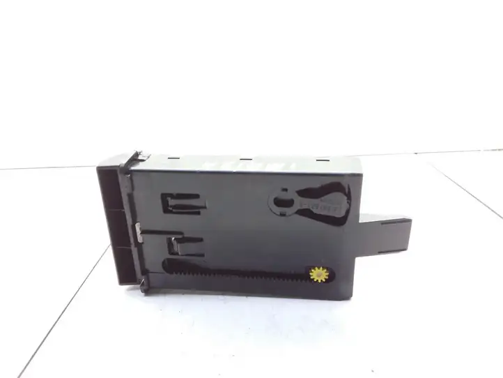 Seat Ibiza II (6k) (1999 - 2002) 6K0941561 Вещевой ящик — фото 4