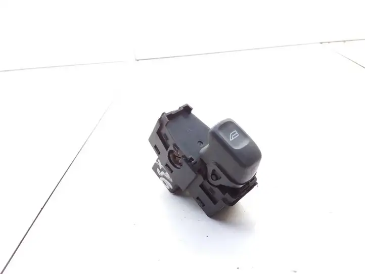 Volvo S60 (2000 - 2004) 9472275 Кнопка стеклоподъемников — фото 2