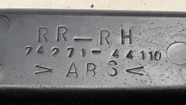 Toyota Avensis Verso (2001 - 2004) 7427144110 Блок кнопок стеклоподъемников — фото 2