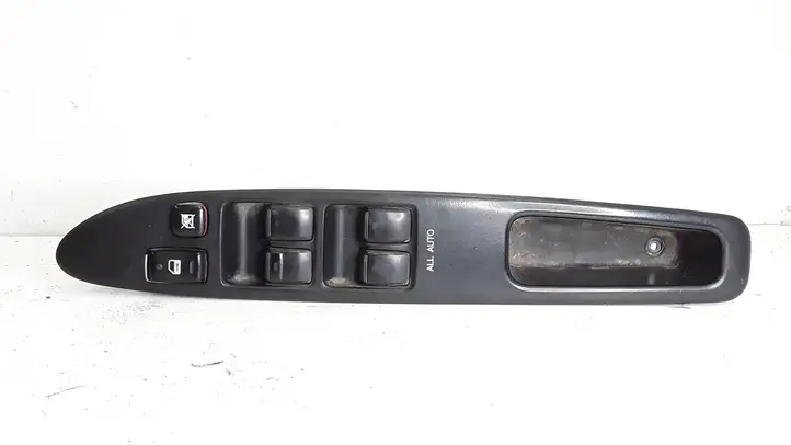 Toyota Avensis Verso (2001 - 2004) 7423244130 Блок кнопок стеклоподъемников — фото 1
