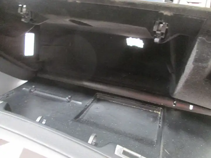 Mercedes-Benz E W211 (2002 - 2009) A2116802487 Бардачок в сборе — фото 9