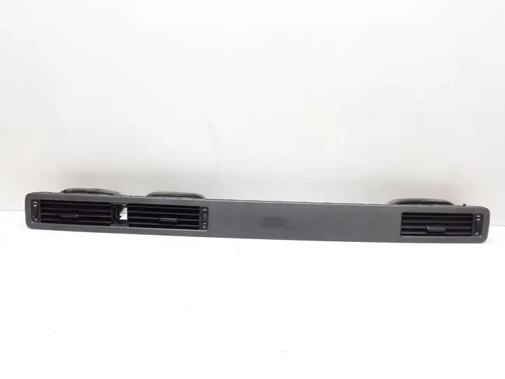 Volvo V70 (2007 - 2013) 30791504 Центральный воздушный дефлектор — фото 1