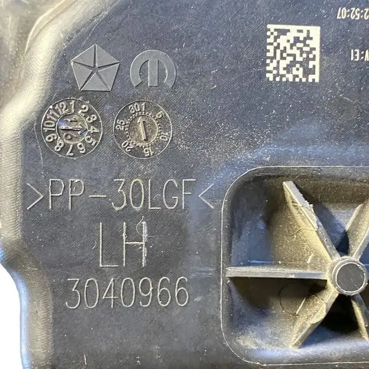 Chrysler Pacifica (2016 - ) 3040966 Стеклоподъемник раздвижной двери(без двигателя) — фото 9
