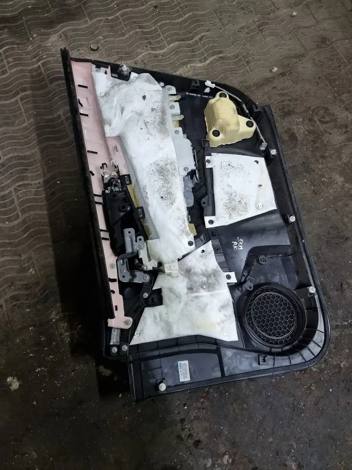 Honda Accord (2008 - 2016) 83550TL0G055 Обшивка передней двери — фото 2