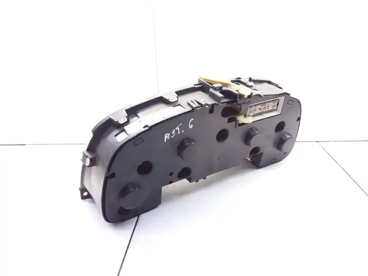 Opel Astra G (1998 - 2004) 90561451 Спидометр — фото 4