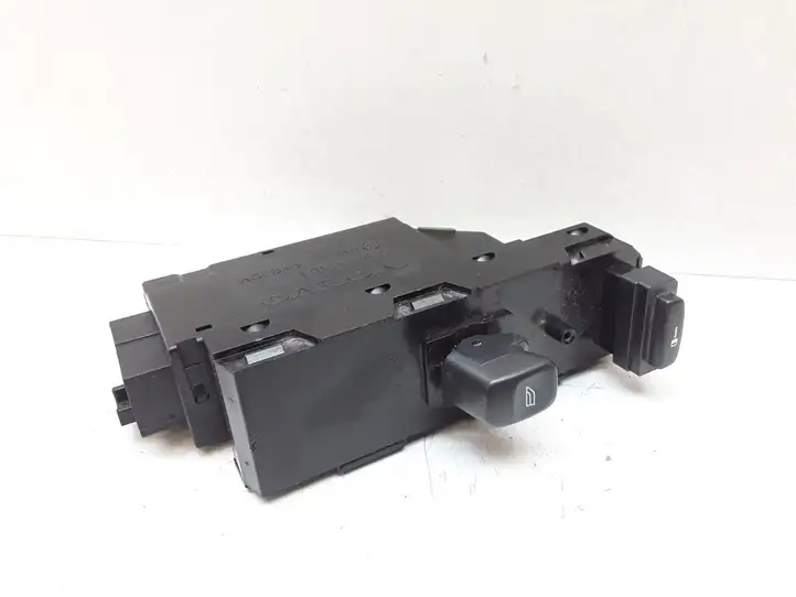Volvo V70 (2004 - 2007) 30737519 Кнопка стеклоподъемников — фото 1