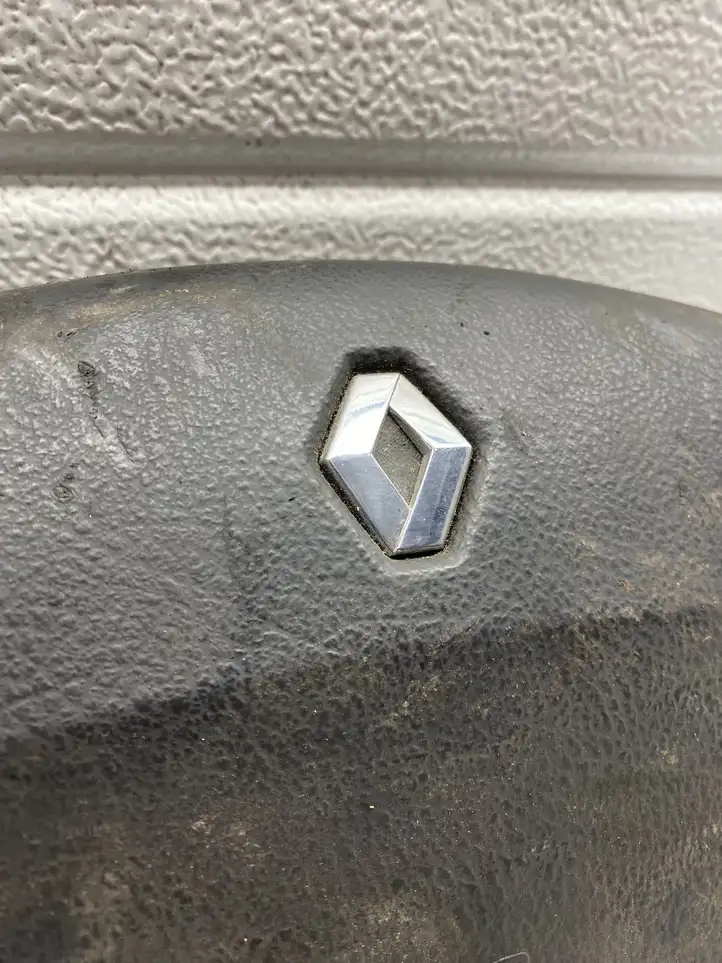 Renault Laguna (2001 - 2005)  8200071201C Подушка безопастности руля