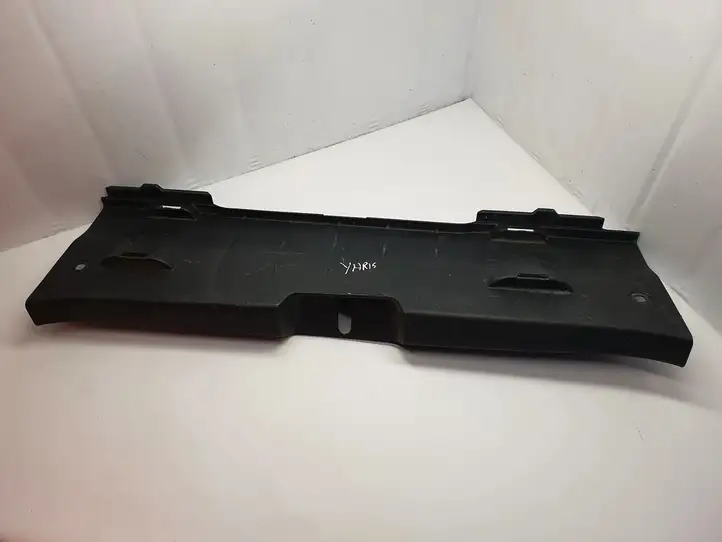 Toyota Yaris (2005 - 2009) 647160D020 Задняя боковая обшивка салона — фото 1