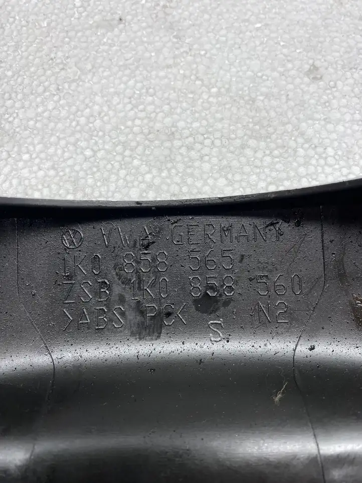 Volkswagen Golf V (2003 - 2009) 1K0858565 Обшивка рулевой колонки — фото 3