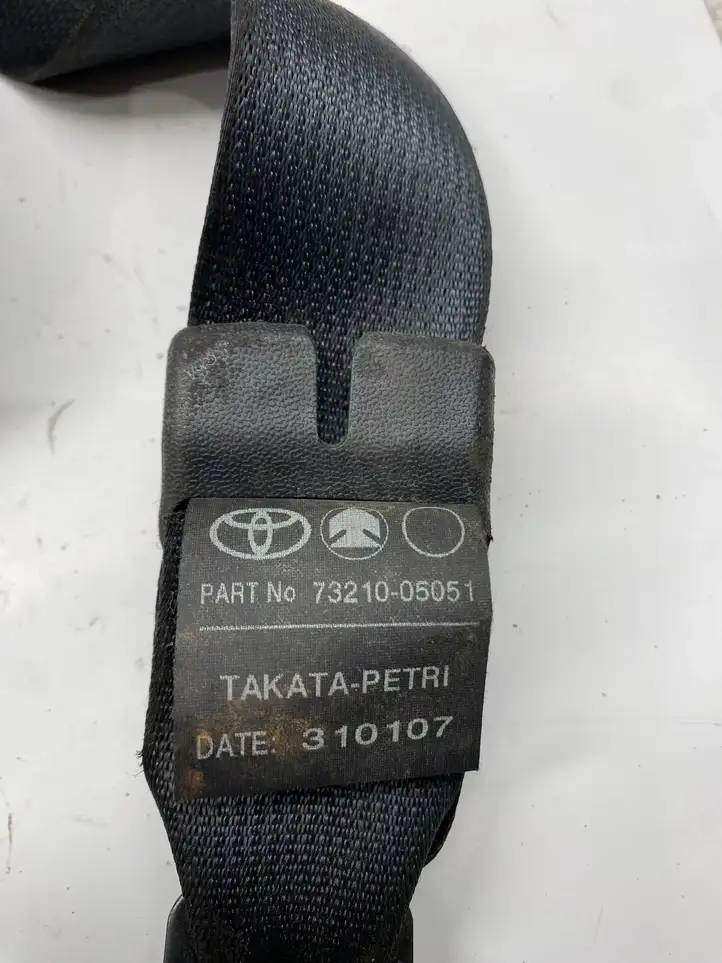 Toyota Avensis T250 (2006 - 2009) 7321005051 Передний ремень безопасности — фото 4