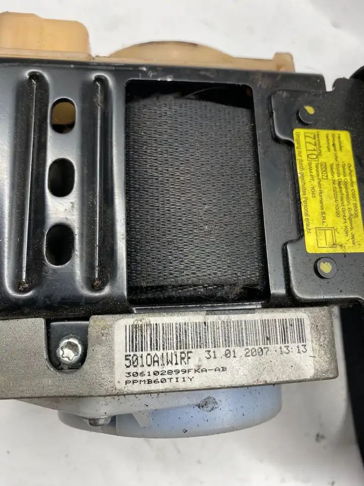 Toyota Avensis T250 (2006 - 2009) 7322005051 Передний ремень безопасности — фото 4