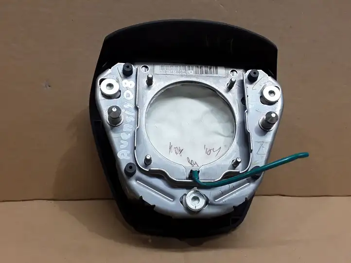 Toyota Avensis T270 (2009 - 2012) Крышка airbag рулевого колеса — фото 4